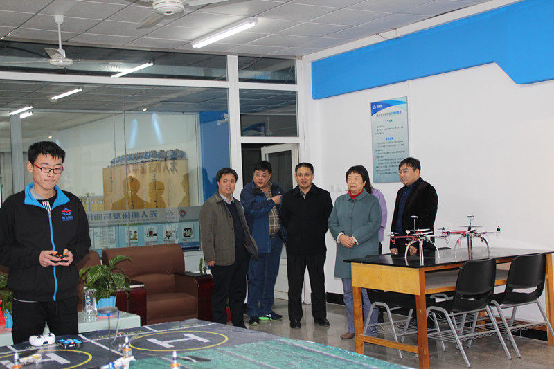 1510627835907848.jpg 河北智飛極農無人機科技|保定ASFC無人機駕駛員培訓考證|打藥撒藥噴藥植保無人機