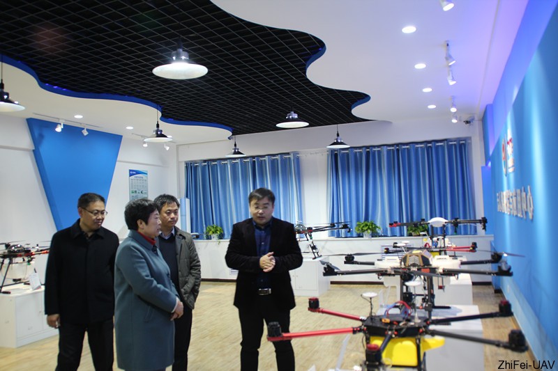 1510627117161062.jpg 河北智飛極農(nóng)無人機科技|一鳶科技|行業(yè)定制無人機